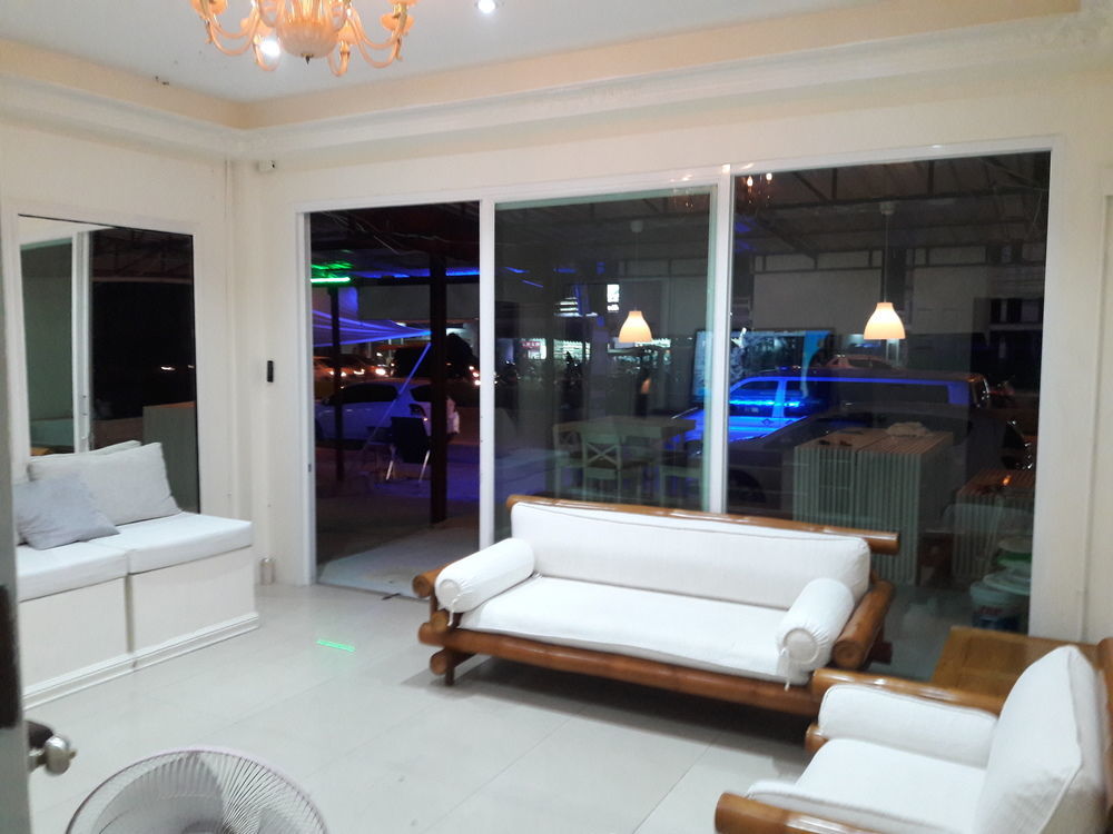 Oyo 1117 Phuket Airport Suites Thalang Εξωτερικό φωτογραφία