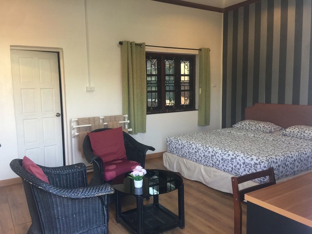 Oyo 1117 Phuket Airport Suites Thalang Εξωτερικό φωτογραφία